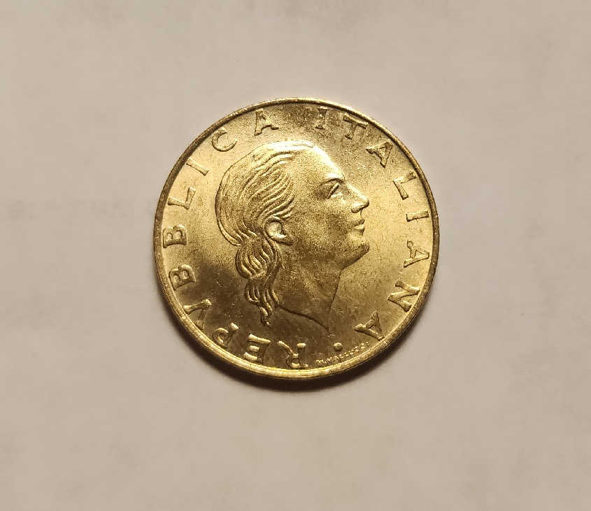 Obverse of 1994 Italian 200 Lire Carabinieri coin