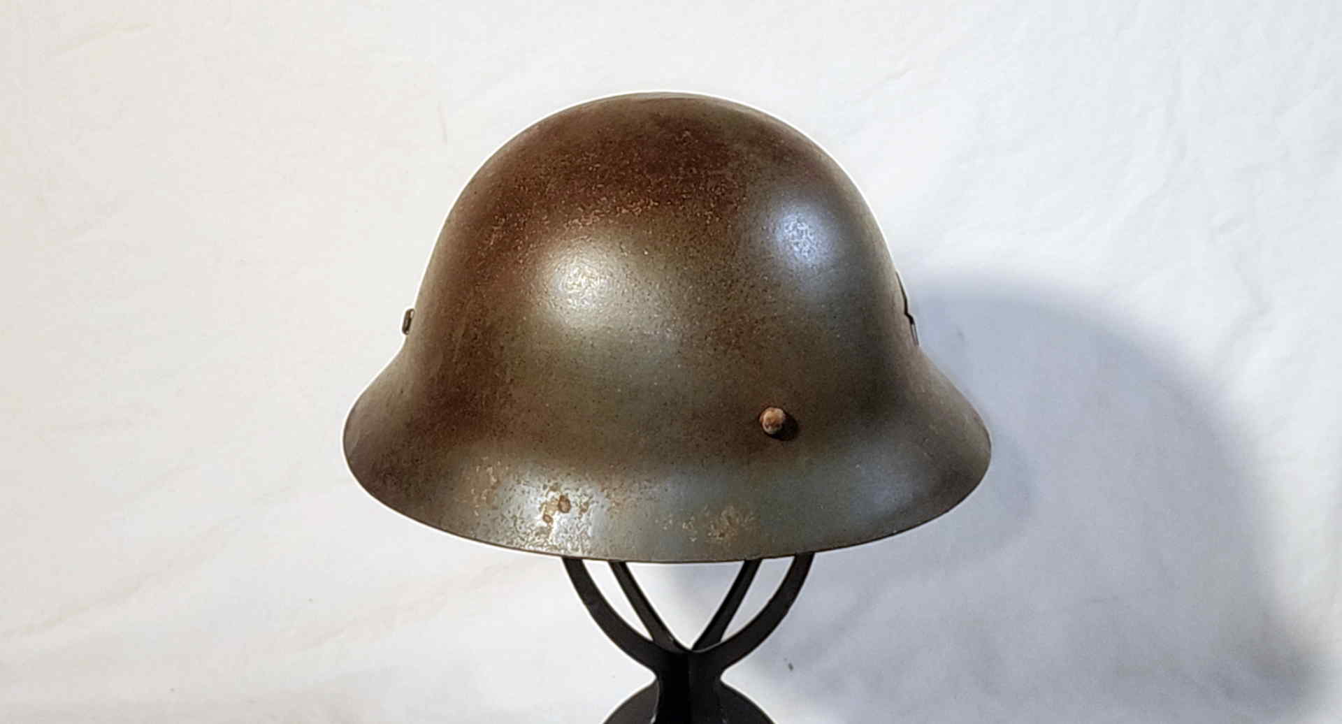 Right side view of Japanese civilian home defense helmet