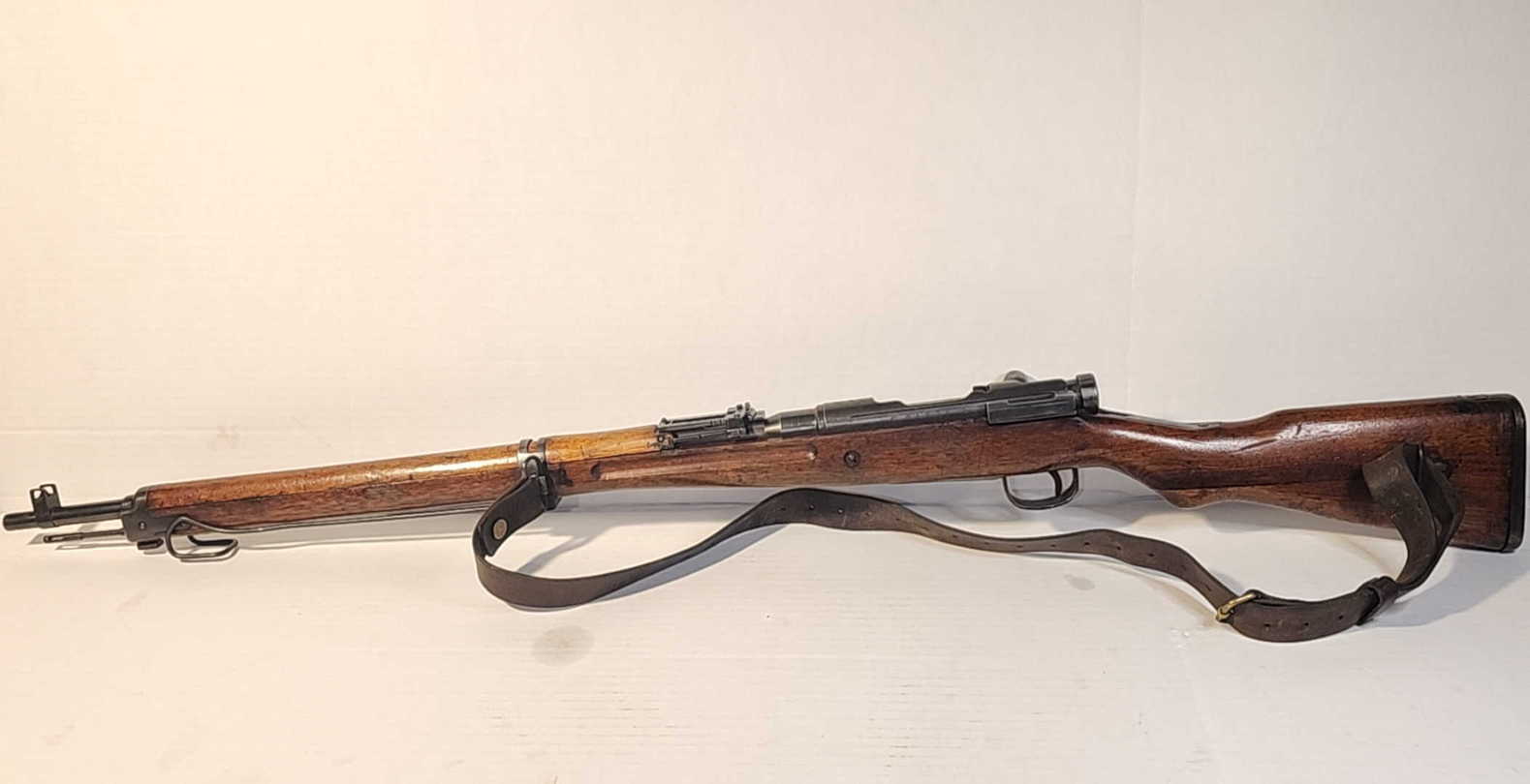Arisaka Type 99 short rifle, left side view