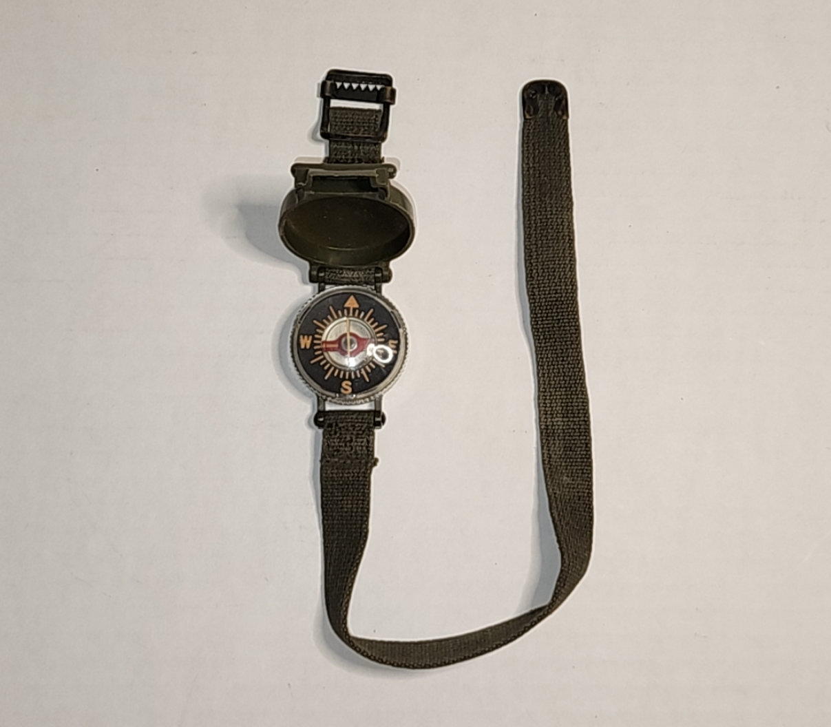 Case markings showing U.S. Model 1949 designation, maker, and date code 6-52