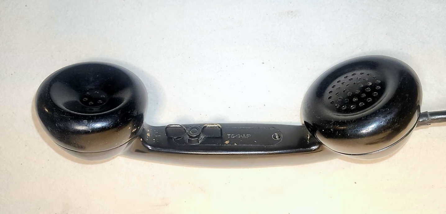 Original handset for the EE-8-B marked T-9 AP near the butterfly switch